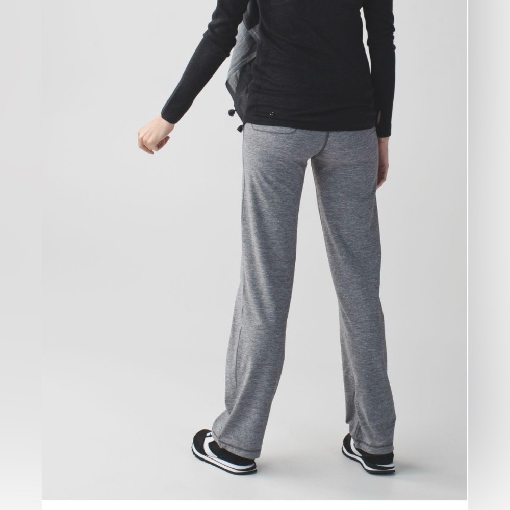 Lululemon Relaxed Fit Pant | Heathered Slate | Size 6 - Picture 2 of 12